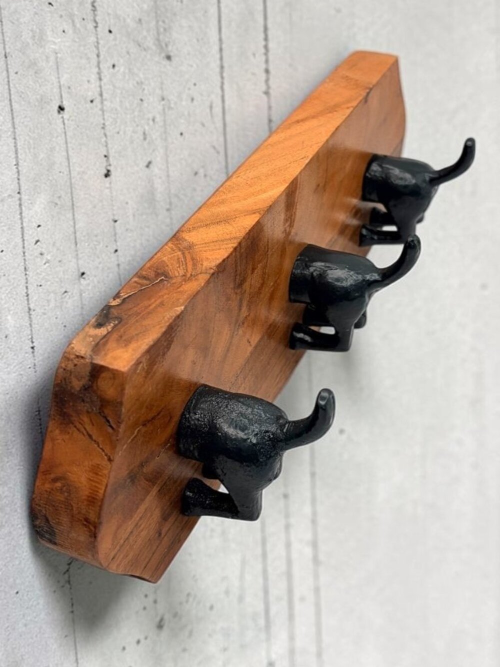 Cast Iron Dog Tail Wall Hook Rack Wood 3 Hooks Leash Key Holder Rustic Decor 13"